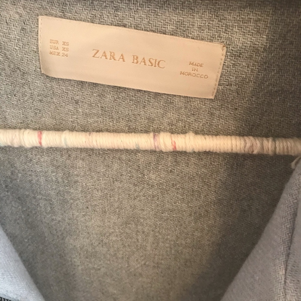 Zara coat - Picture 3 of 3